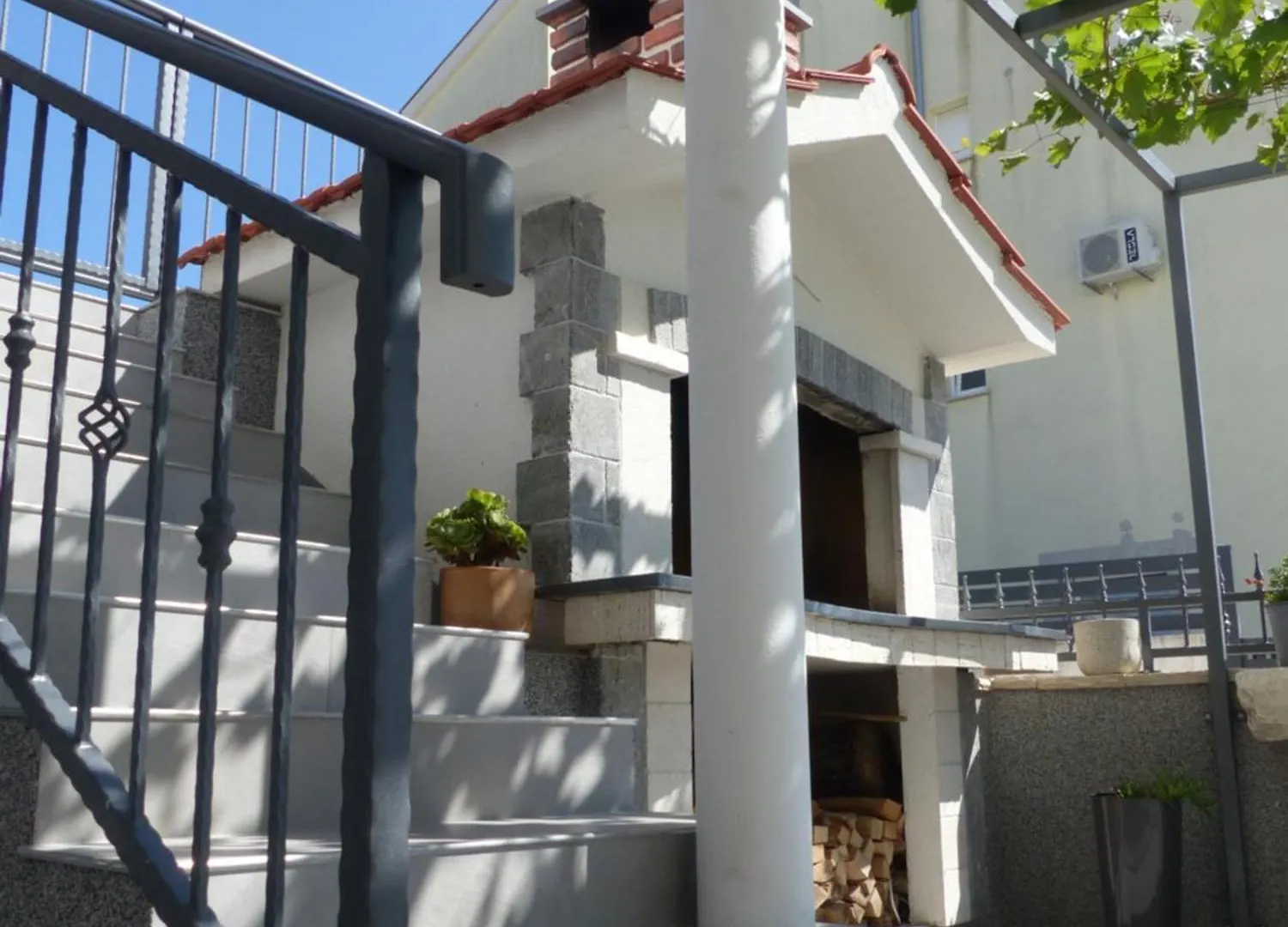 Apartments Marija Trogir 0*,